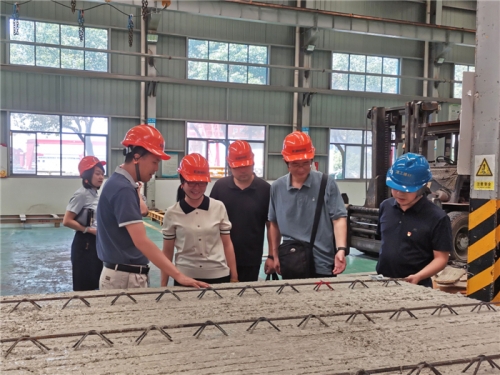 【领导关怀】杭州市总工会赴杭州建工·杭构集团仁和基地进行“全市工会劳动法律夏季专项监督行动”调研检查